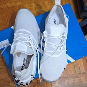 Adidas White and Black Patterned Sneakers